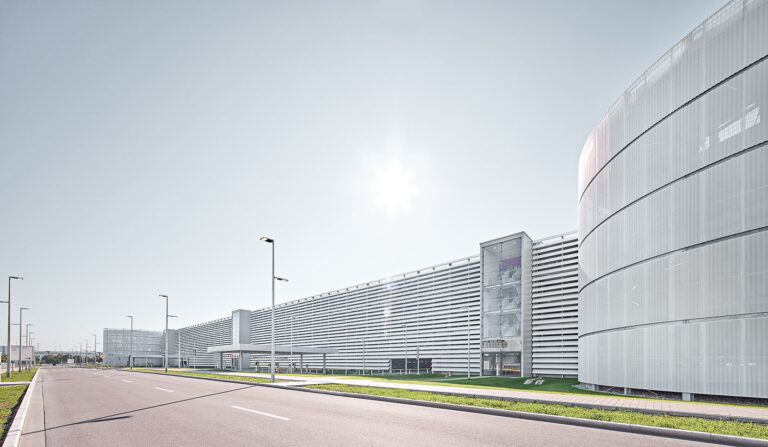 P44 Parkhaus Flughafen Muenchen
