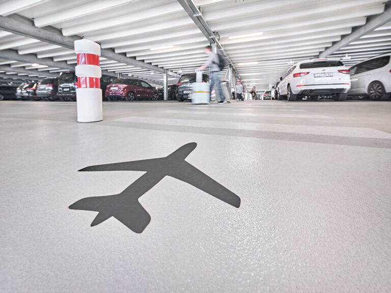 P44 Parkhaus Flughafen Muenchen